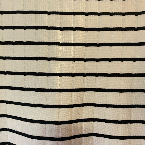 Zara Knit Sweater- size Large - Picture 6 of 6